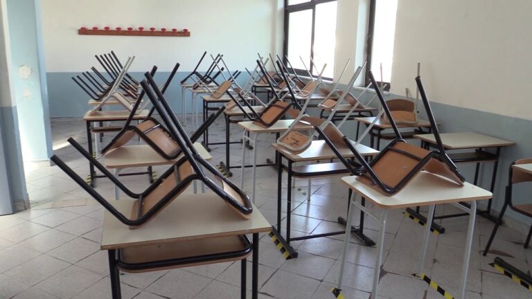 AD ISCHIA ANCORA NUMERI IN CONTROTENDENZA: 81 ATTUALI POSITIVI, OSPEDALE RIZZOLI SEMIVUOTO