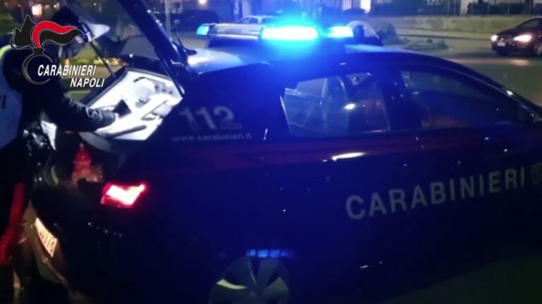 SPEDISCE LA DROGA MA I CARABINIERI LO ARRESTANO. WEEKEND DI CONTROLLI DELL’ARMA: 5 PERSONE SENZA MASCHERINE MULTATE
