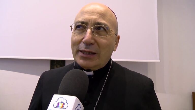 ABBATTIMENTO VIA CALOSIRTO, LAGNESE SCRIVE ALLA PROCURA: “FERMATEVI”. DON BEATO AL FINACO DELLA FAMIGLIA