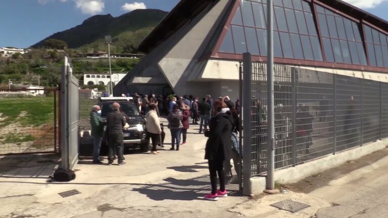 A PROCIDA VACCINATO IL 92% DELLA POPOLAZIONE, DA DOMANI A ISCHIA 1800 VACCINI AL GIORNO