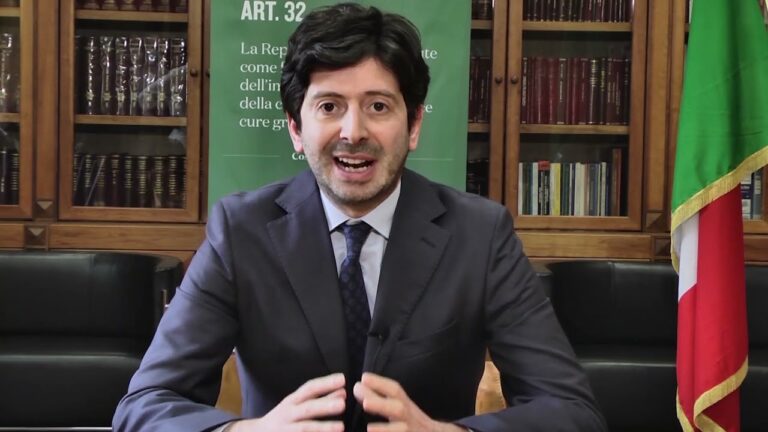 LA CAMPANIA TORNA IN ZONA GIALLA. DOPPIA ORDINANZA DI DE LUCA: “SUPERIORI AL 50% E VACCINI SULLE ISOLE PER RENDERLE COVID FREE”