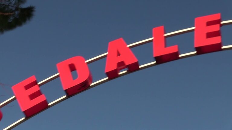 ISCHIA RAGGIUNGE QUOTA 15MILA VACCINATI E PROVA AD ACCELERARE SULLA CAMPAGNA DI VACCINAZIONE: CONTAGI IN AUMENTO STABILE, ARRIVANO I PRIMI CASI NELLE SCUOLE