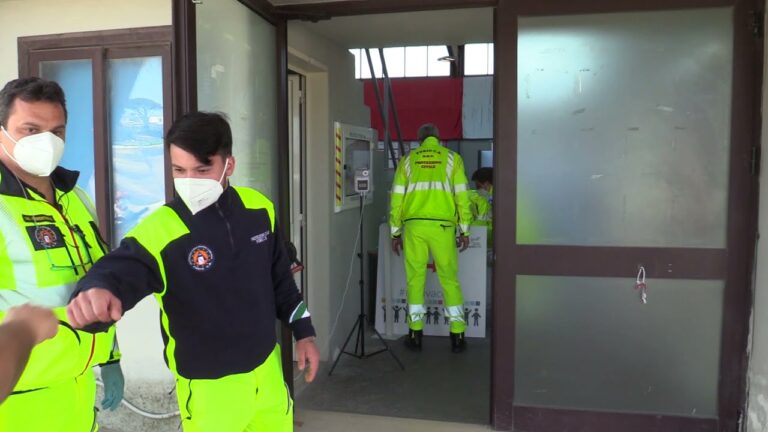 A FORIO RIUSCITO IL VACCINO-DAY, LA SODDISFAZIONE DI MIMMO LOFFREDO: “SONO STATI CENTINAIA I CITTADINI CHE HANNO RISPOSTO AL NOSTRO APPELLO E SONO VENUTI A VACCINARSI”