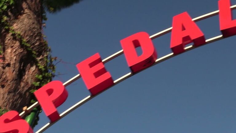 CASI IN AUMENTO SULL’ISOLA D’ISCHIA: 42 IN TRE GIORNI, PRIME CLASSI IN ISOLAMENTO E TRIBUNALE CHIUSO.  NEL FRATTEMPO AL VIA LE VACCINAZIONI DEI SOGGETTI FRAGILI AD ISCHIA E FORIO