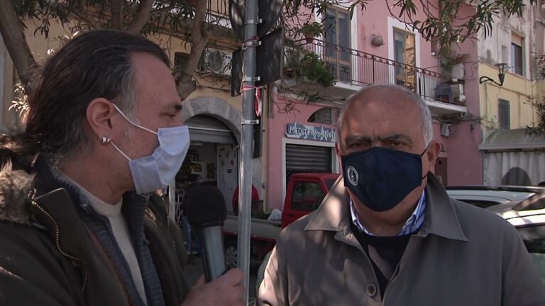 PROCIDA – LUIGI MURO DENUNCIA LE DIFFICOLTA’ DEI MARITTIMI NELLA PRENOTAZIONE PER I VACCINI: “L’AMMINISTRAZIONE DEVE FARSI SENTIRE”