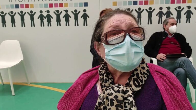 ANZIANI E FRAGILI SODDISFATTI AD ISCHIA E C’E’ ANCHE CHI E’ CONTENTO DEL VACCINO ASTRAZENECA