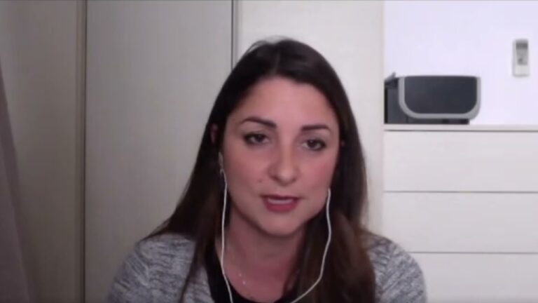 CONTAGI DA COVID-19 E CLASSI IN QUARANTENA, A FORIO SITUAZIONE STABILE. MANUELA ARTURO, INVITA TUTTI AD AVERE UN ATTEGGIAMENTO RESPONSABILE PER AGINARE LA DIFFUSIONE DEL CORONAVIRUS NEL COMUNE ALL’OMBRA DEL TORRIONE