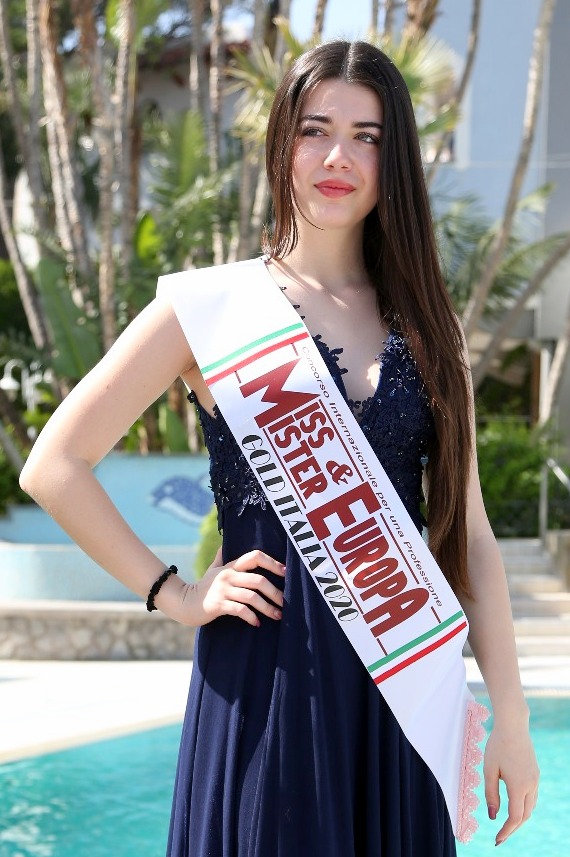 AL HOTEL SORRISO TERME RESORT LA FINALE DI “MISS & MISTER EUROPA”