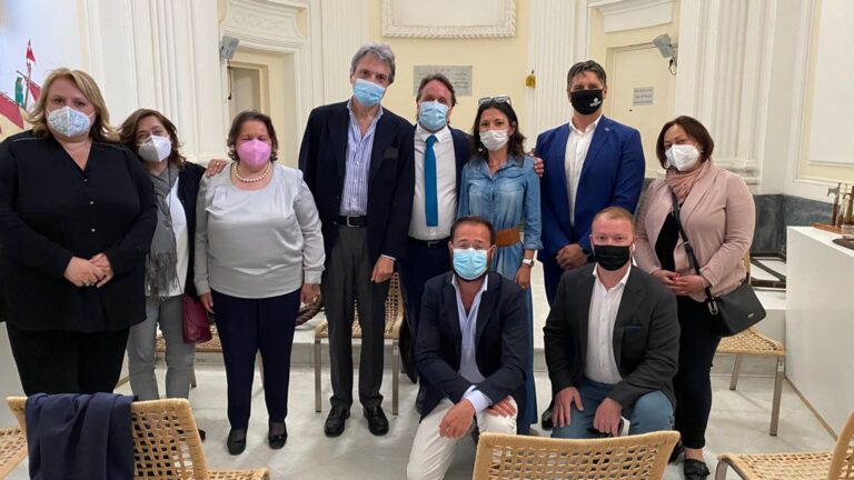 PROCIDA – L’ISOLA ACCOGLIE LA CABINA DI REGIA PER PROCIDA 2022