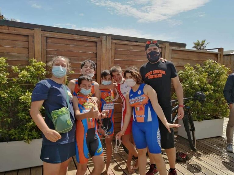 I GIOVANI TRIATHLETI ISOLANI AL TRIATHLON CROSS DI EBOLI