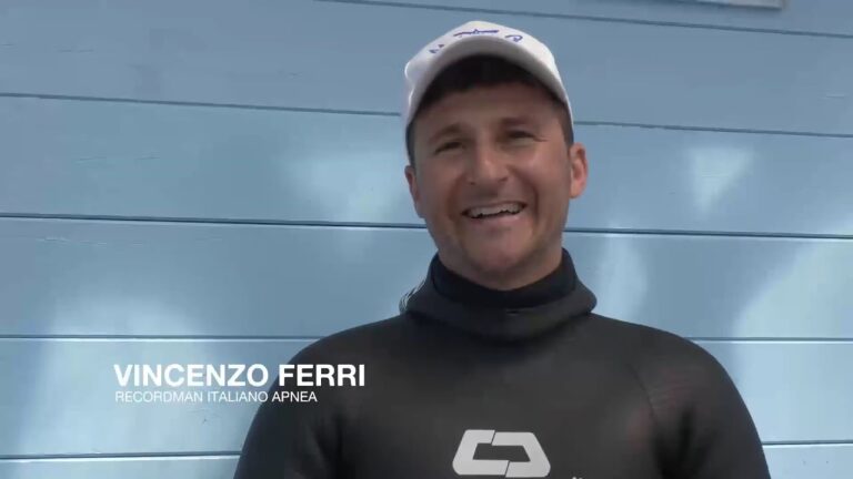 PROCIDA – VINCENZO FERRI E’ IL NUOVO RECORDMAN ITALIANO DI APNEA
