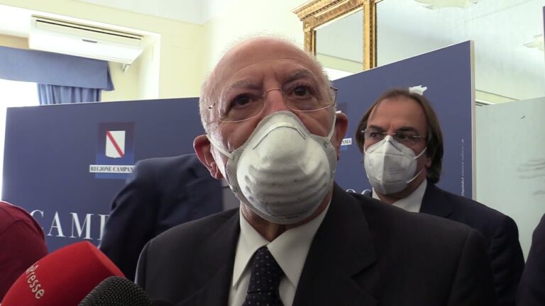 ABBATTIMENTI CASE DI NECESSITA’, IL MONITO DI DE LUCA; “SANARE LE ABITAZIONI CHE NON COSTITUISCONO PERICOLO, E’ UN DISASTRO NEL DISASTRO METTERE CENTINAIA DI FAMIGLIE PER STRADA DURANTE LA PANDEMIA”