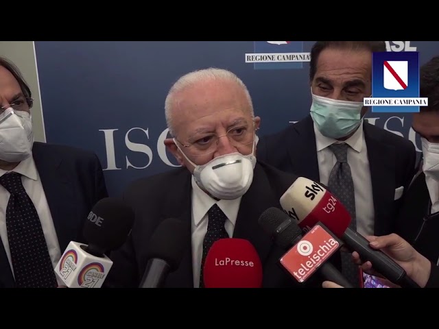 ISOLE COVID FREE, DE LUCA IN VISITA AD ISCHIA: “ABBIAMO ANTICIPATO UNA SCELTA DI RAGIONEVOLEZZA NELL’INTERESSE DI TUTTO IL PAESE”