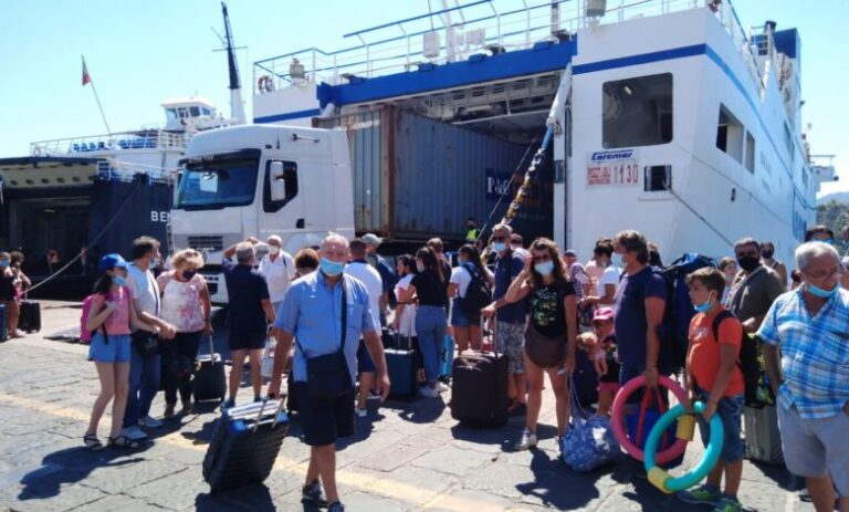 BOOM DI ARRIVI A PROCIDA E ISCHIA NEL WEEKEND: 8MILA ARRIVI NELLA PROSSIMA CAPITALE ITALIANA DELLA CULTURA, 15MILA ARRIVI SULL’ISOLA VERDE