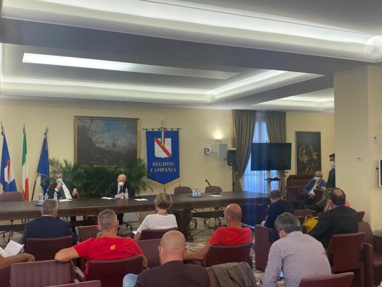 WHIRLPOOL, INCONTRO IN REGIONE CON LAVORATORI E SINDACATI: BLOCCO LICENZIAMENTI, VERTENZA SIMBOLO NAZIONALE