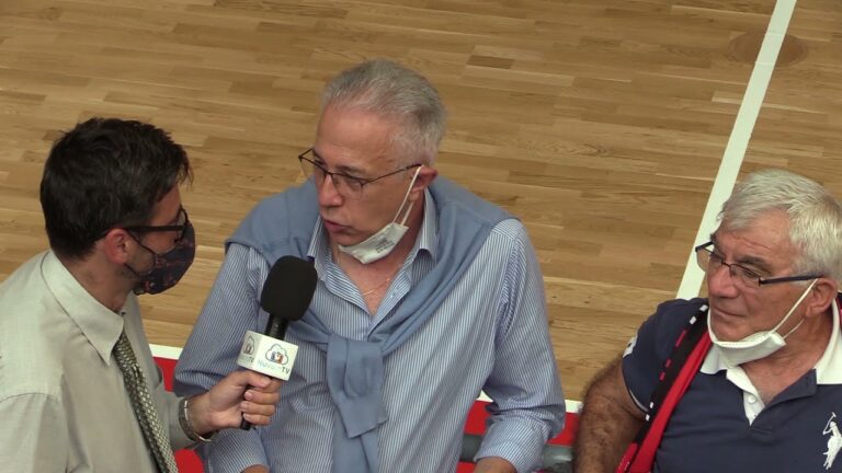 IL PALAZZETTO DELLO SPORT DI FORIO RIAPRE LE PORTE ALLO SPORT E AL PUBBLICO, PRESENTI ANCHE I CONSIGLIERI COMUNALI GIANNI MATARESE E MIMMO LOFFREDO