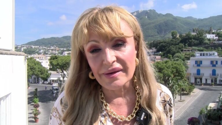 IL CONSIGLIERE REGIONALE MARIA LUIGIA IODICE INTERVIENE SULL’INVESTITURA DI “PROCIDA CAPITALE DELLA CULTURA”: “SARA’ UN EVENTO ECCEZIONALE CHE DOVRA’ SERVIRE A VALORIZZARE LE ISOLE DEL GOLFO DI NAPOLI E TUTTA L’AREA FLEGREA”