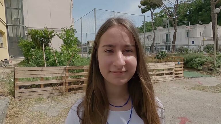 IL MAGGIO DEI LIBRI DELLA BIBLIOTECA ANTONIANA COINVOLGE LE SCUOLE ISOLANE CON IL CONCORSO RACCONTIAMO, GIORNALIAMO E FOTOGRAFIAMO: A NUVOLA TV LE VINCITRICI DELLE VARIE SESSIONI