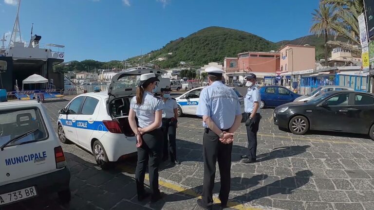 AFFITTANZE TURISTICHE, ENZO FERRANDINO FISSA LE REGOLE PER METTERE UN FRENO AL CAOS DEL TURISMO RUMOROSO