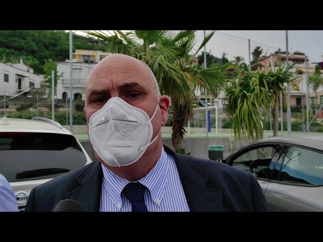 AD ISCHIA INAUGURATO UN NUOVO CAMPETTO PLAYGROUND NEL RICORDO DI PEPPE PETROSINO. IL SINDACO: “UN ESEMPIO PER I GIOVANI CHE SPERIAMO RITORNINO A GIOCARE COME AI NOSTRI TEMPI”