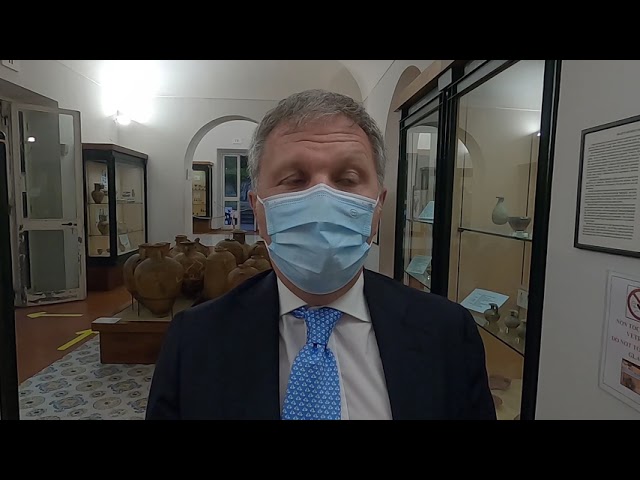 IL DIRETTORE DELL’ASL NAPOLI 2 NORD, ANTONIO D’AMORE, SULL’ISOLA PER RITIRARE IL PREMIO “AMICI DI ISCHIA”: “MI SI E’ RIEMPIRO IL CUORE DI GIOIA NEL VEDERE LE STRADE PIENE DI TURISTI”