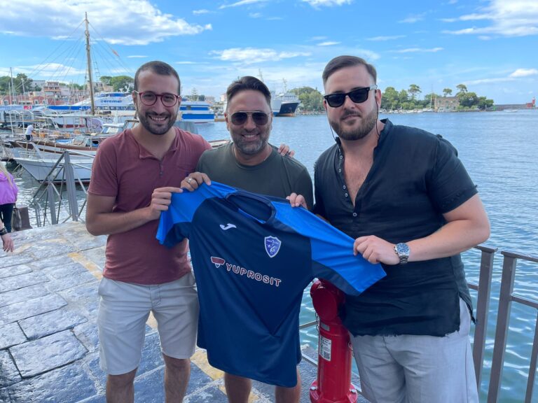 CALCIO A 5 –  PIETRO ANTELMI E’ IL NUOVO ALLENATORE  DELLA FENIX ISCHIA!