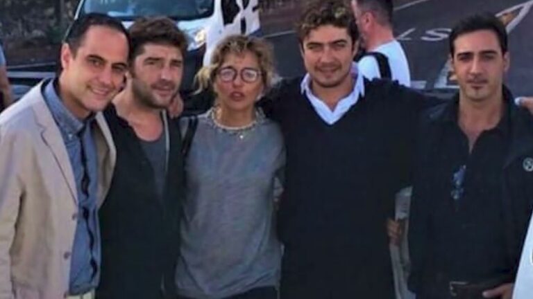 CINEMA ITALIANO IN LUTTO PER L’IMPROVVISA SCOMPARSA DELL’ATTORE LIBERO DE RIENZO, GRANDE AMICO DI PROCIDA. IL SINDACO DINO AMBROSINO ESPRIME A NUVOLA TV IL DOLORE ED IL CORDOGLIO DI TUTTA LA SUA COMUNITA’