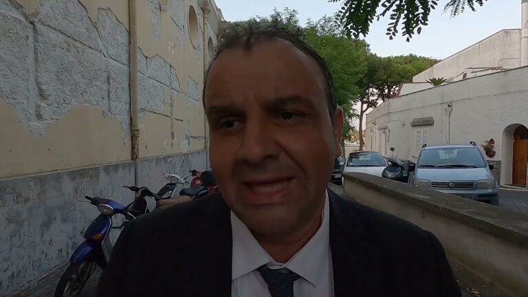 A CASAMICCIOLA INSTALLATE LE TELECAMERE PER FAR FRONTE AL FENOMENO DEL SACCHETTO SELVAGGIO