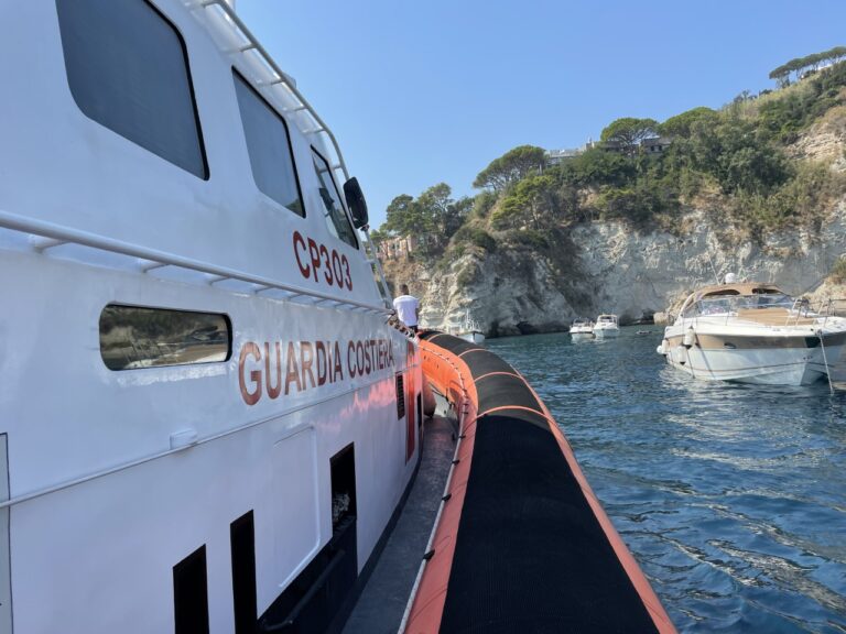 ALTRI 70.000 TRANSITI SUI PORTI ISOLANI NELL’ULTIMO WEEKEND DI AGOSTO