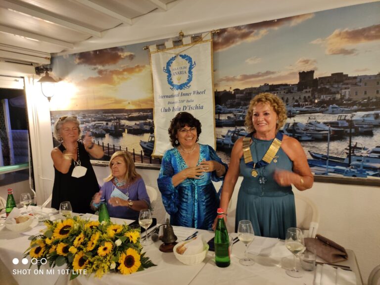 PASSAGGIO DI CONSEGNE ALL’INNER WHELL: FRANCA DI LEVA PASCALE NUOVO PRESIDENTE