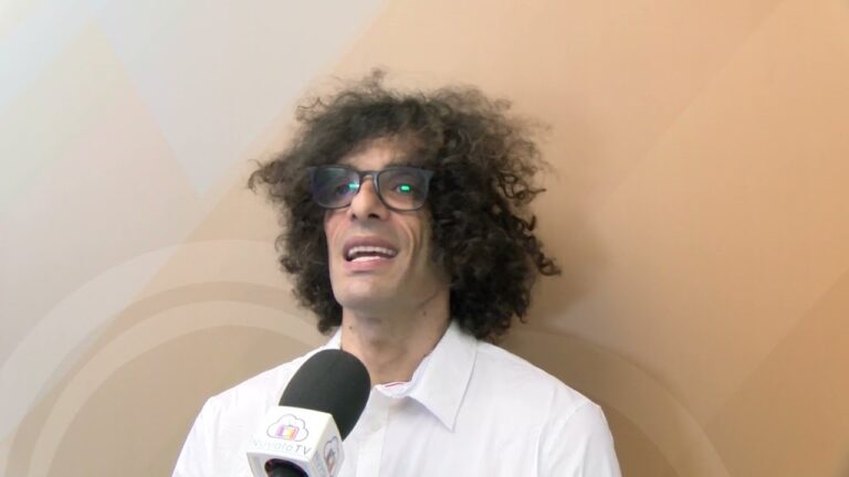 L’IMPORTANZA E LE POTENZIALITA’ DEL WEB PER RENDERE COMPETITIVE LE STRUTTURE RICETTIVE, L’ISCHITANO ANDREA DE SIANO OSPITE AD RTL 102.5: “AI GIOVANI DICO DI NON TEMERE LE DIFFICOLTA’ PERCHE’ CI POSSONO MIGLIORARE”