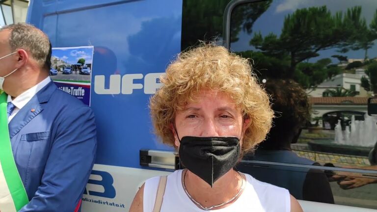 PROSEGUE L’ASSISTENZA AGLI ANZIANI DELLA POLIZIA E DELLA COOPERATIVA ARKE’, A NUVOLA TV LE PAROLE DI LUISA PILATO E DELL’AVVOCATO NUNZIA PIRO