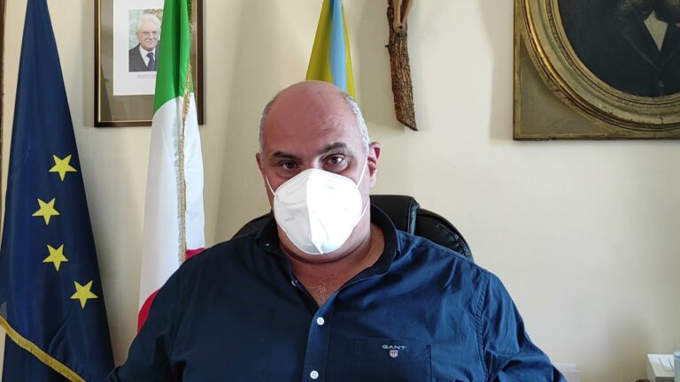 IL COMUNE DI ISCHIA APPROVA IL BILANCIO COMUNALE. IL SINDACO FERRANDINO: “CONTI IN ORDINE E STIAMO LOTTANDO PER CONTINUARE A NON AUMENTARE I TRIBUTI LOCALI, DA NOI LA TARI PIU’ BASSA D’ITALIA”