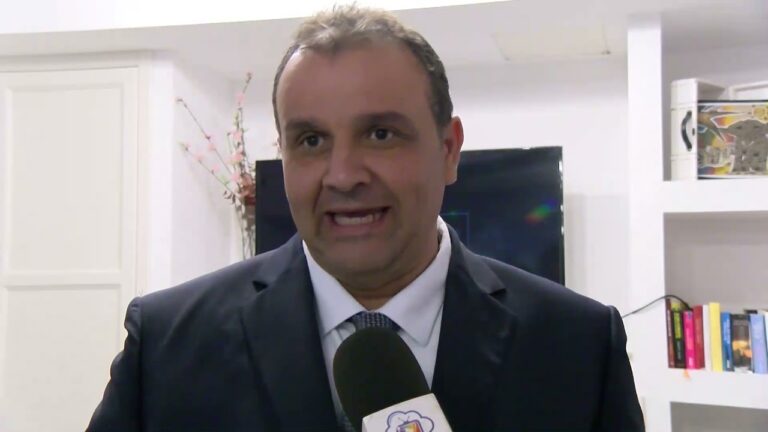 CASAMICCIOLA – TUTTO L’ENTUSIASMO DI CASTAGNA PER IL PIO MONTE DELLA MISERICORDIA: “AVEVAMO PRESO UN IMPEGNO CON I CITTADINI E ABBIAMO RAGGIUNTO UN GRANDE RISULTATO”