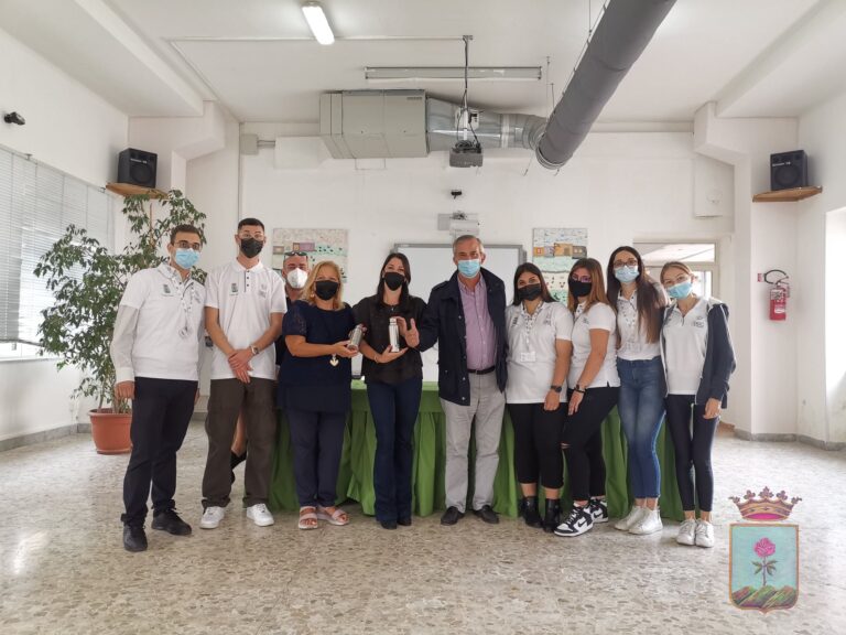 FORIO – LIBERIAMO L’AMBIENTE, PARTITA LA CONSEGNA DELLE BORRACCE