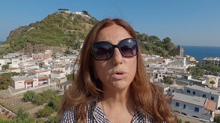 ARCHITETTURA PARTECIPATA A LACCO AMENO PER LA RIQUALIFICAZIONE DI VILLA ARBUSTO: IL PROGETTO “RENASCOR” SI AGGIUDICA IL PRIMO POSTO