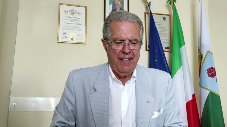 IL RUGGITO DI FRANCESCO DEL DEO: “QUALCHE CONSIGLIERE COMUNALE DI MINORANZA DOVREBBE SPIEGARMI COSA HA FATTO QUANDO HA AMMINISTRATO IL PAESE, NOI ABBIAMO UN ELENCO INTERMINABILE DI OPERE, ANCHE PER PANZA”