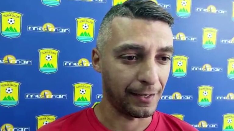 CALCIO – ISCHIA IMPEGNATA DOMENICA POMERIGGIO NEL BIG-MATCH CON LA PUTEOLANA: SARA’ SFIDA VERITA’