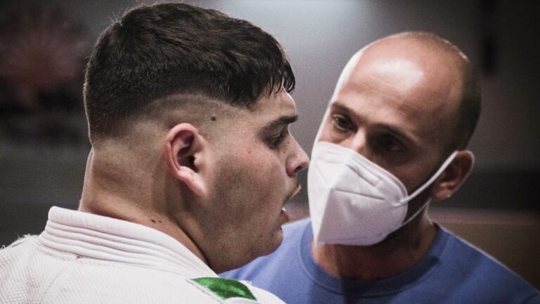 DAI CONTAINER DI MONTE VEZZI A CAMPIONE REGIONALE DI JUDO: LA STRAORDINARIA PARABOLA SPORTIVA DI CICCIO MIGLIACCIO, GIOVANISSIMO CAMPIONE CHE ATTRAVERSO LO SPORT HA MESSO KO LE AVVERSITA’ DELLA VITA