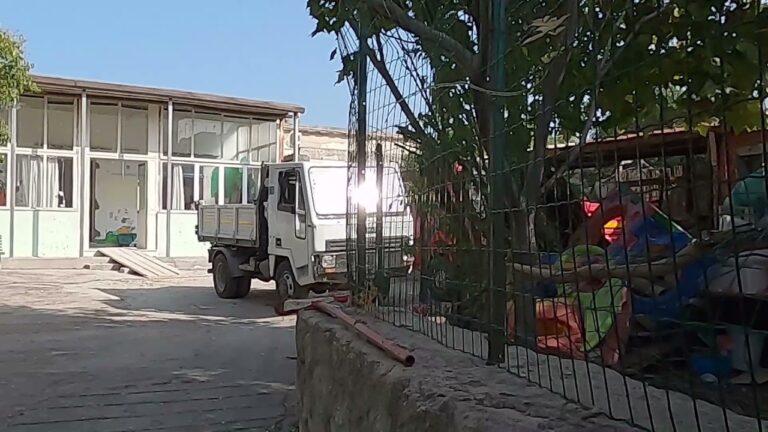 “L’ASILO RITORNI NEL RIONE UMBERTO I, IL CUORE PULSANTE DEL QUARTIERE DI MONTERONE HA BISOGNO DI CENTRI DI AGGREGAZIONE, DI SVAGO E DI CULTURA PER GIOVANI ED ANZIANI E NON DI ALTRO”, L’APPELLO DI GENNARO SAVIO A CURIA ED AMMINISTRAZIONE COMUNALE