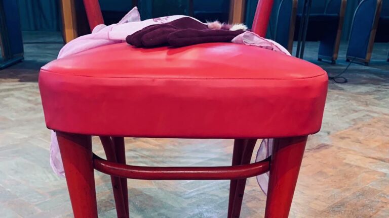 “CORAGGIOSAMENTE DONNA”, ANCHE A PROCIDA CELEBRATA LA GIORNATA INTERNAZIONALE CONTRO LA VIOLENZA SULLE DONNE: A NUVOLA TV IL COMMENTO DEL SINDACO DINO AMBROSINO E DI CECILIA COSTAGLIOLA