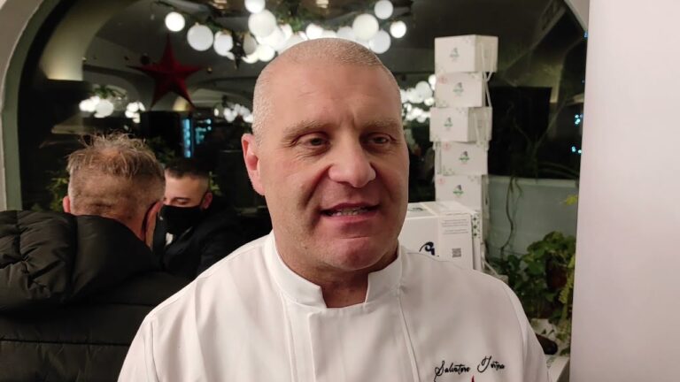 IL NATALE ISCHITANO INIZIA DAL BAR CALISE: PRESENTATO IL PANETTONE DI SALVATORE TORTORA, IL PIU’ BUONO AL MONDO