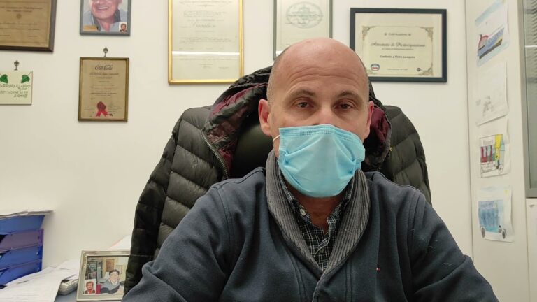 MARCO LARASPATA (AICOM) PROMUOVE LA STAGIONE TURISTICA: “ISCHIA INVASA DAI TURISTI, NEL 2022 POSSIAMO RIPETERCI”. E SUL GREEN PASS NON HA DUBBI: “CLIENTELA PIU’ PROTETTA”