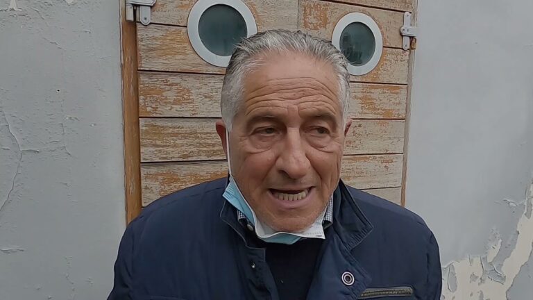 STAMATTINA IL CONSIGLIO COMUNALE A FORIO, GIANNI MATTERA SI DICHIARA INDIPENDENTE: “LA MAGGIORANZA NON HA VOLUTO MAI FARMI INTEGRARE IN AMMINISTRAZIONE, FORIO E’ GOVERNATA DA DUE PERSONE E MEZZO”