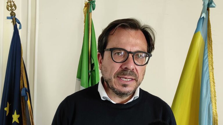 IL COMUNE DI ISCHIA APPROVA LA NUOVA CARTA DEI DIRITTI DELLA BAMBINA. DI VAIA: “UN SEGNALE IMPORTANTE, ABBIAMO IL DOVERE DI DIFENDERE LE DONNE DI DOMANI”