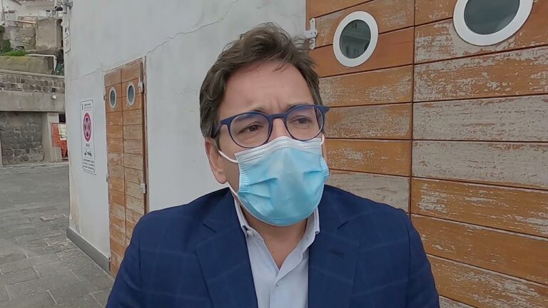 L’AMMINISTRAZIONE COMUNALE DI FORIO PROMUOVE IL SUO OPERATO IN MERITO ALLA GESTIONE DEL PORTO, MICHELE REGINE: “NELLA ZONA DEL PORTO VANTAGGI PER TUTTO L’INDOTTO”