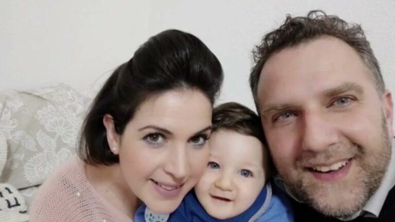 IL PICCOLO LEO, FRANCESCO E FRANCESCA BAILEY SONO GLI ISCHITANI DELL’ANNO 2021 DI NUVOLA TV: LA STORIA DELLO SMAGLIANTE LEONCINO CHE HA SALVATO MIGLIAIA DI BAMBINI AFFETTI DA SMA