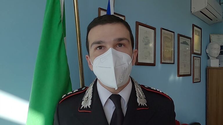 A 15 GIORNI DALLA MORTE DEL GIOVANE MANUEL CALISE, I VERTICI DELL’ARMA DEI CARABINIERI A CONFRONTO CON GLI STUDENTI DEL LICEO “BUCHNER” DI ISCHIA SULLA SICUREZZA STRADALE, IL CAPITANO MITRIONE: “PER SCONGIURARE GLI INCIDENTI BISOGNA ESSERE SEMPRE PRUDENTI E RISPETTARE LE REGOLE DEL CODICE DELLA STRADA”