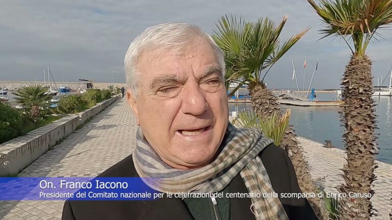 DOMANI A NAPOLI TERIMANO LE CELEBRAZIONI PER IL CENTENARIO DELLA MORTE DEL TENORE ENRICO CARUSO, FRANCO IACONO: “BISOGNA INTESTARGLI L’AEROPORTO DI NAPOLI”