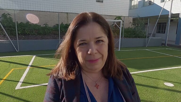 NUOVO CAMPO DI CALCETTO, PALESTRA COMPLETAMENTE RISTRUTTURATA E IMPIANTO DI RISCALDAMENTO APPENA REALIZZATO: PRESSO IL LICEO “GIORGIO BUCHNER” DI ISCHIA E’ ARRIVATO IL BABBO NATALE DELLA CITTA’ METROPOLITANA